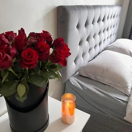 דירה Royal Neighbourhood Elegant Flat In *